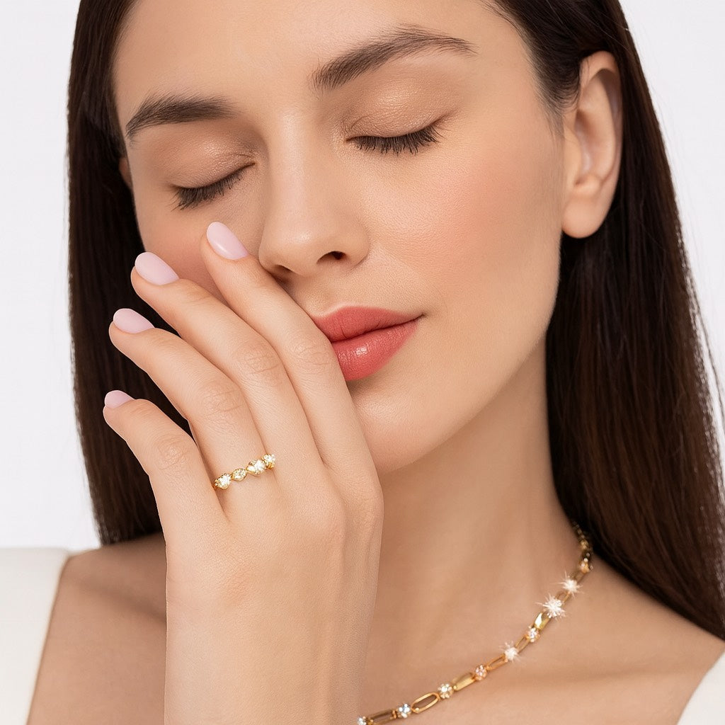 Zarter Herz-Moissanit-Ring – 18K vergoldetes 925er Silber (0.12 ct)